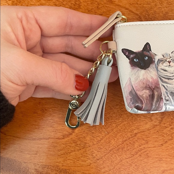 Chic Cat Print Wallet with Keychain - Picture 4 of 7